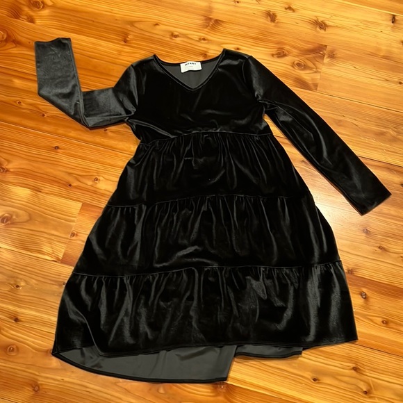 Old Navy Velvet Dress - Picture 1 of 3